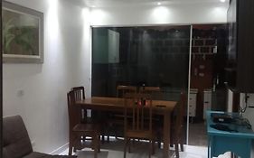 Apartamento Ubatuba 150m do mar Maranduba